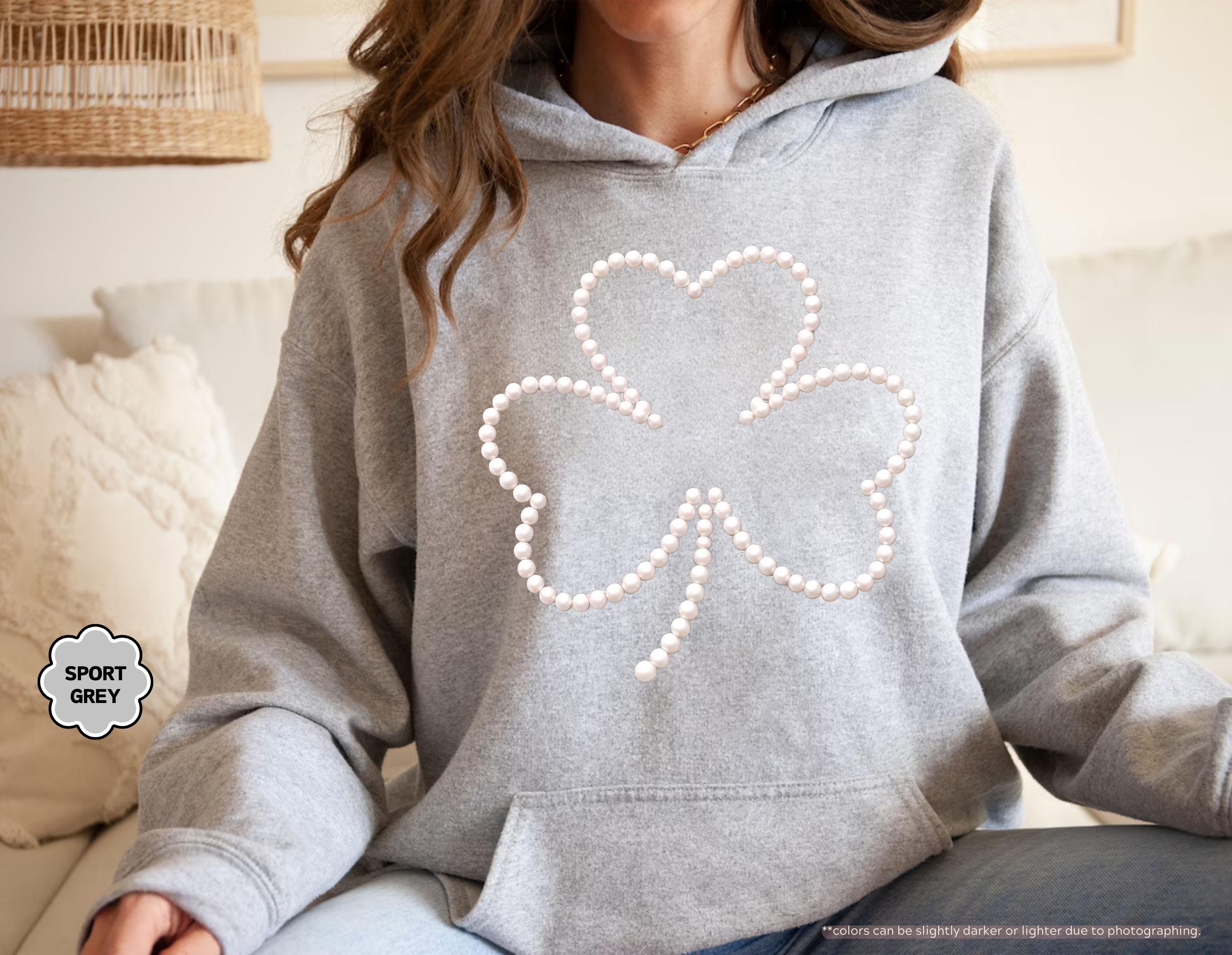 Pearl Shamrock Sweatshirt, Faux Pearl, St Patricks Day Sweatshirt, Lucky Clover Pearl Hoodie, Saint Patricks Sweatshirt, Lucky Irish Sweater